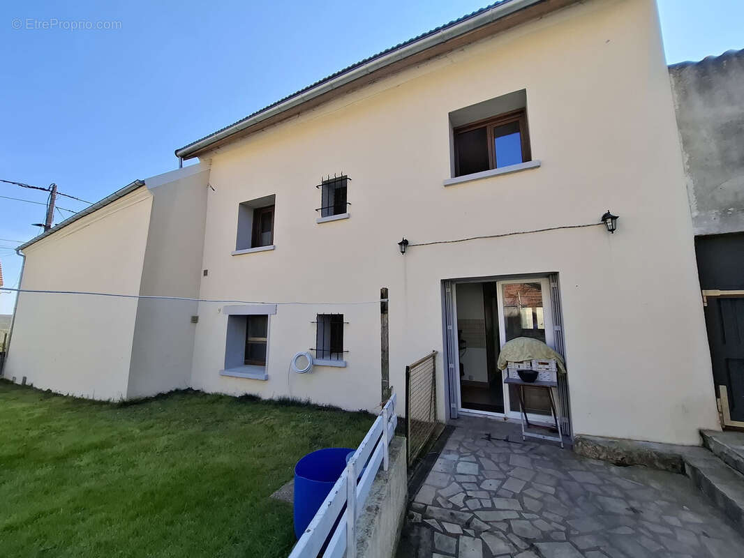 Maison à COULOMMIERS