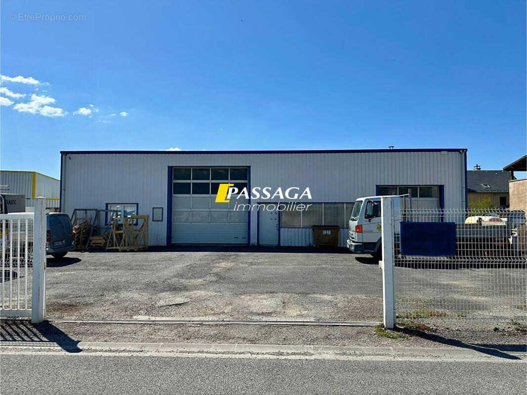 Commerce à SEVERAC-LE-CHATEAU