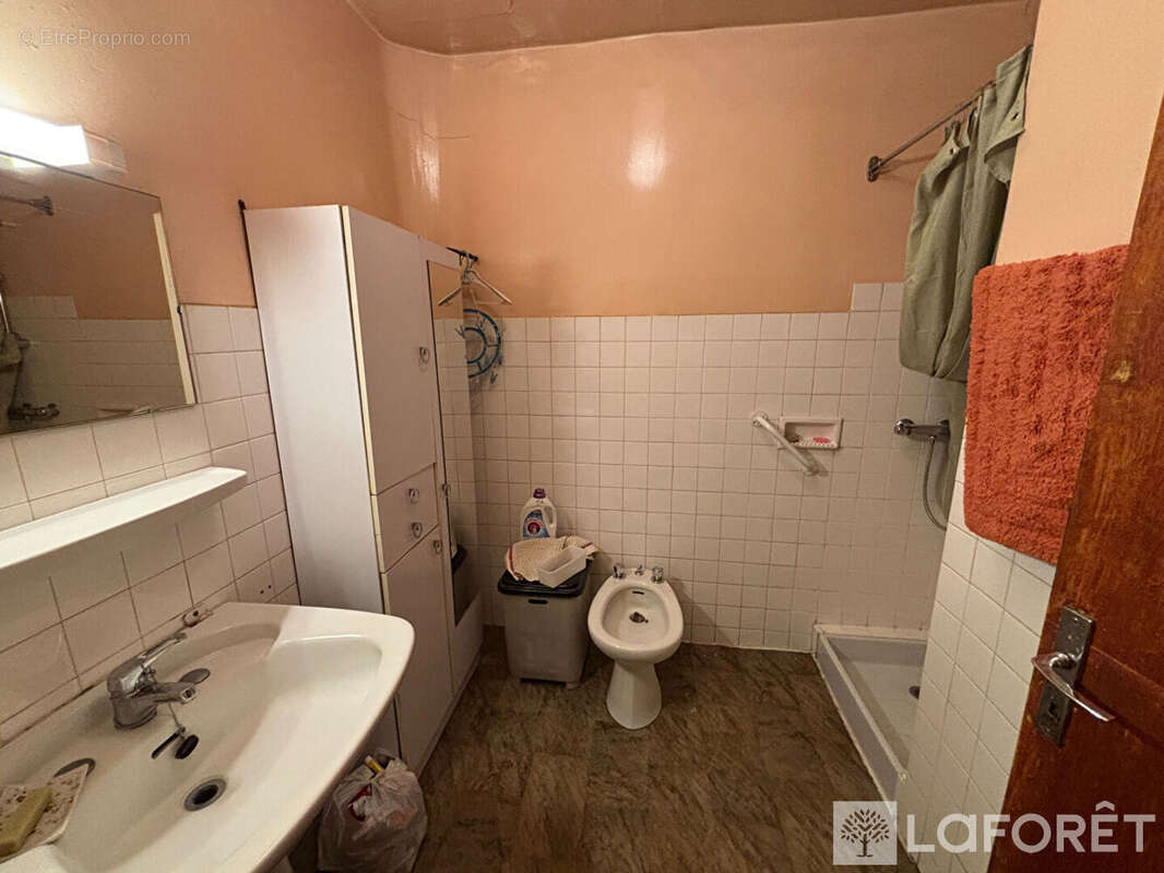 Villefranche-de-Conflent  - Maison de caractère de 164 m² habitables - photo 13