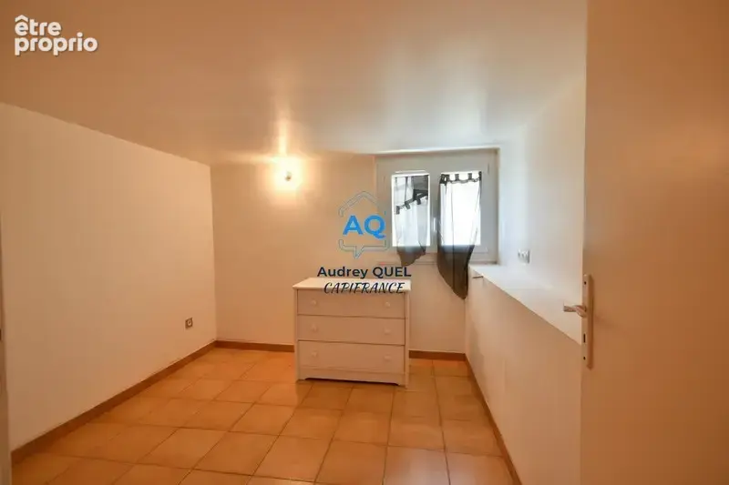 Maison familiale - 6 pièces - 164 m² de surface totale (100,50m² habitables) avec vue dégagée et fort potentiel – VALSERHONE (01 - photo 11