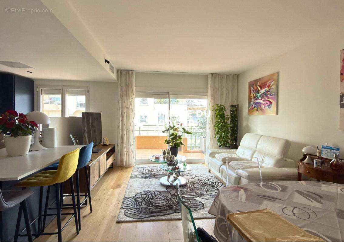 Appartement - 2 pièces - 54,61 m² - photo 3