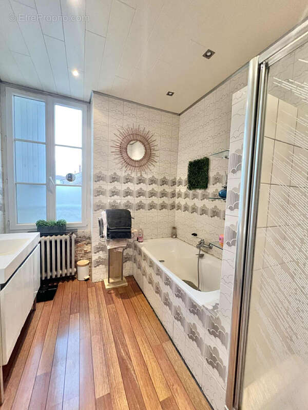 Maison Bourgeoise avec jardin et espace professionnel - photo 10