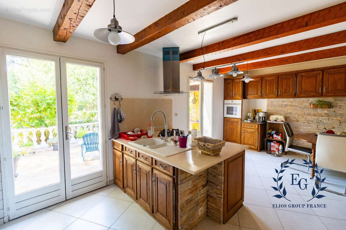 Maison à NANS-LES-PINS
