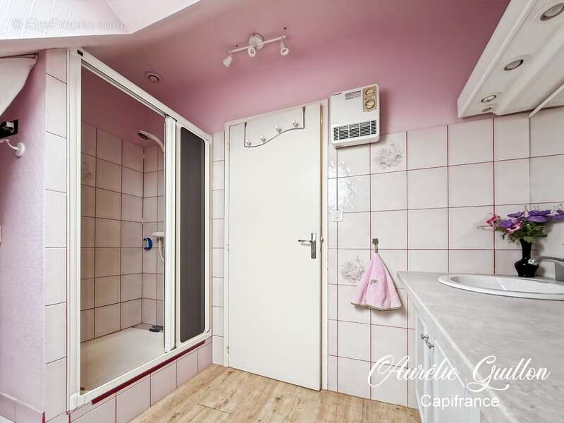 Maison à LE ROC-SAINT-ANDRE