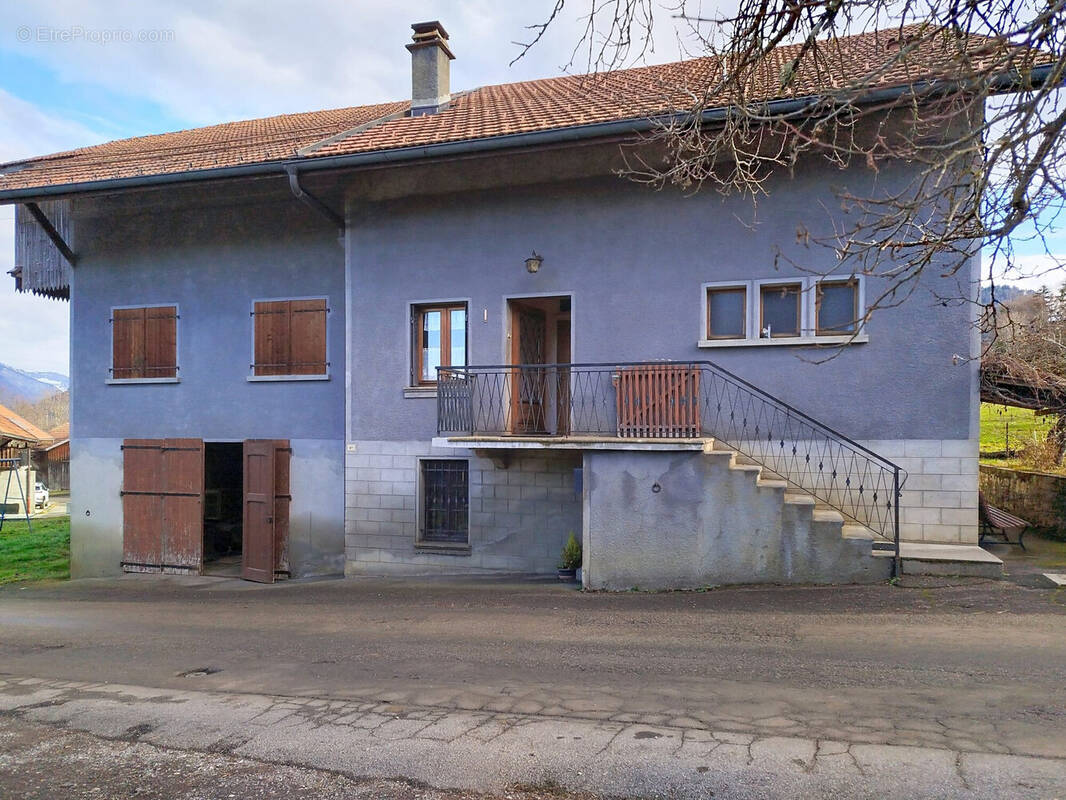 Maison à SAINT-JEAN-DE-THOLOME