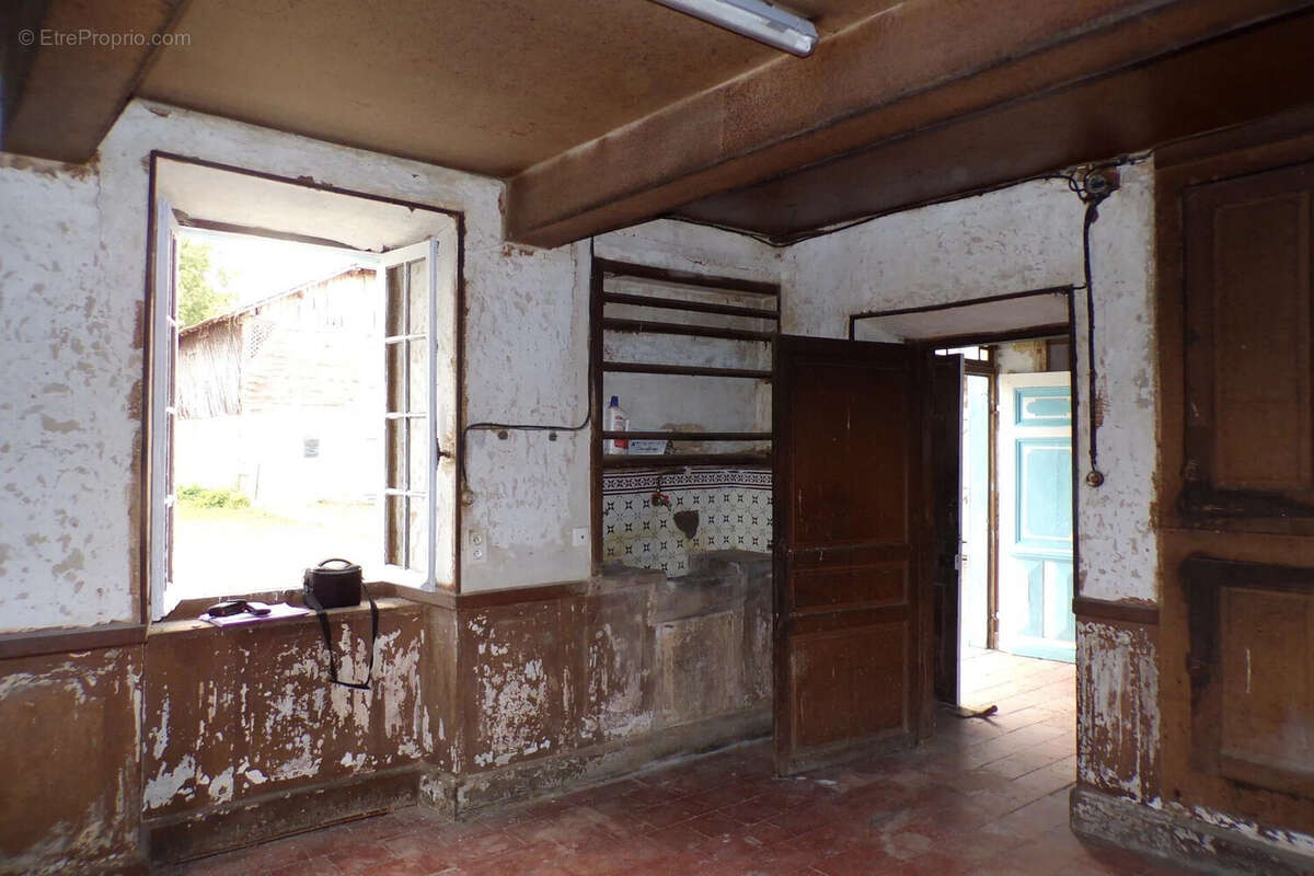 Maison à VIOZAN