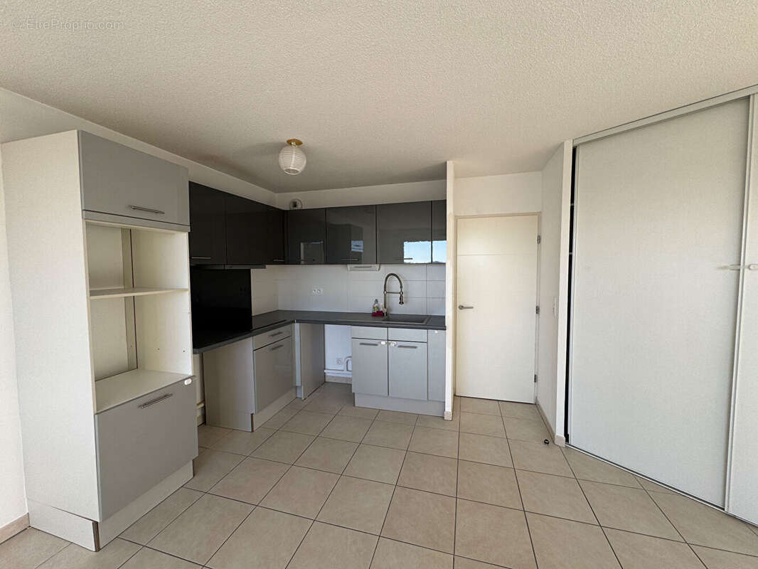 Appartement à JUVIGNAC