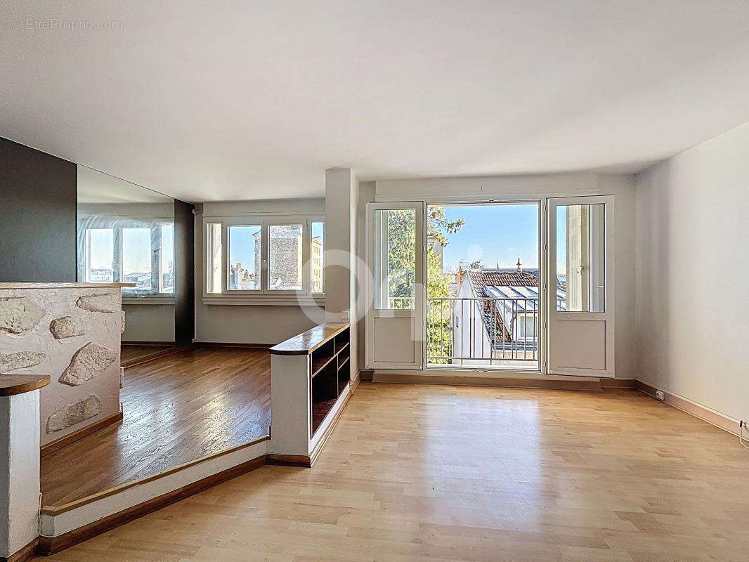 Appartement à LE PERREUX-SUR-MARNE