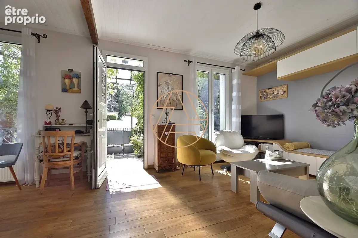 Maison 5 pièces 90 m² à vendre à Saint-Maur-Des-Fosses (94100) - photo 2