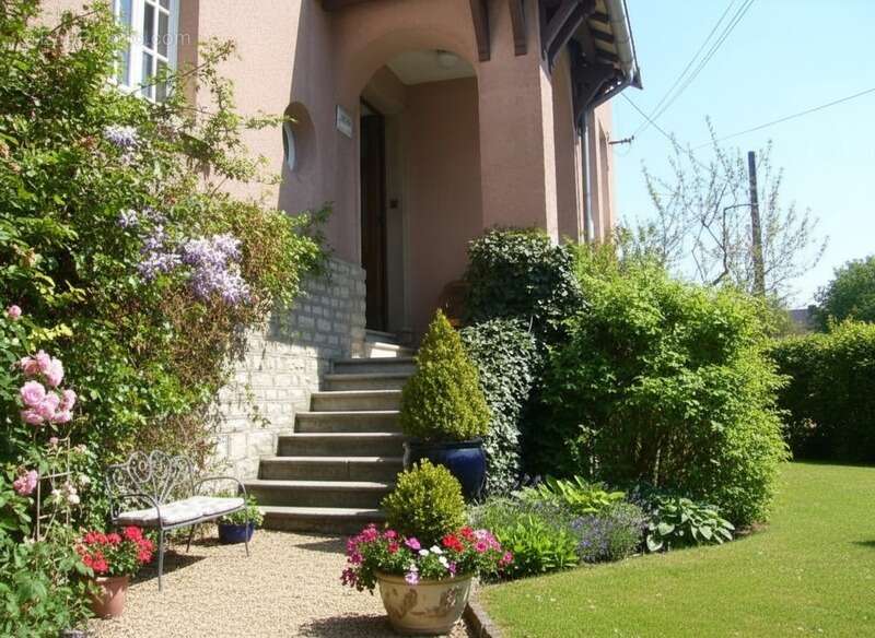 Maison à VITTEL