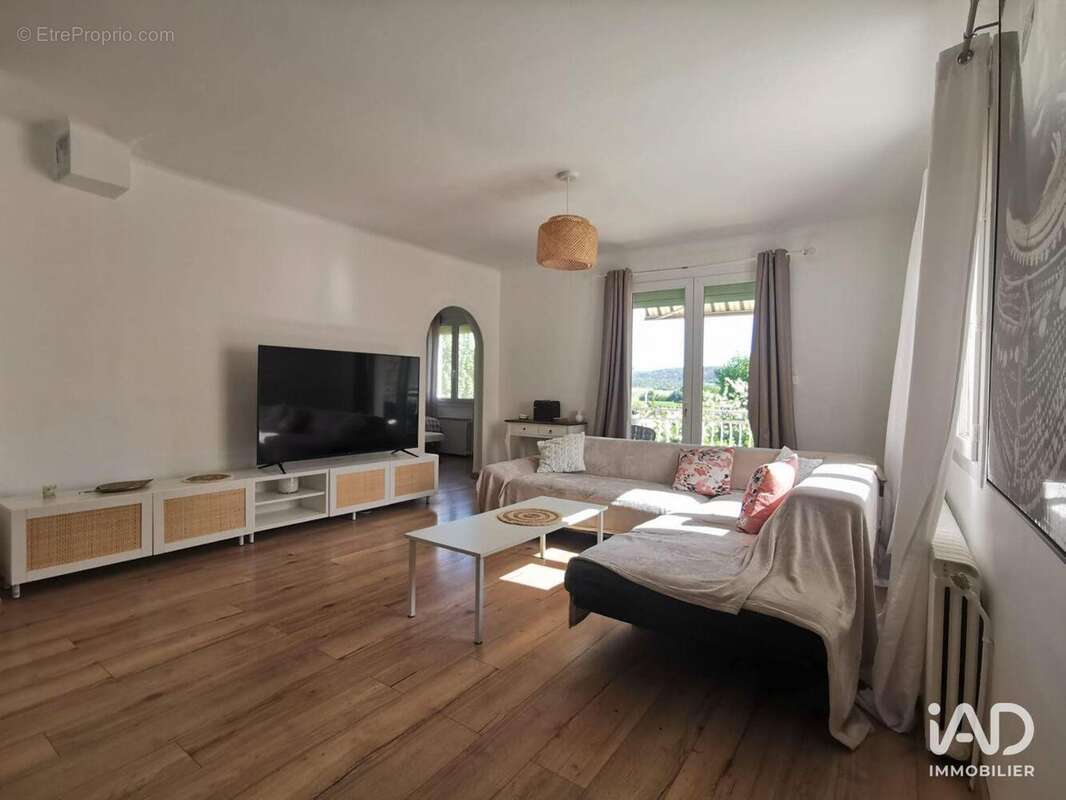 Maison 126 m² à Connaux  - photo 8