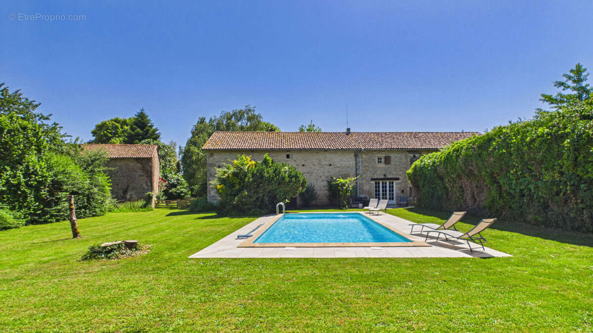 Maison à MELLERAN
