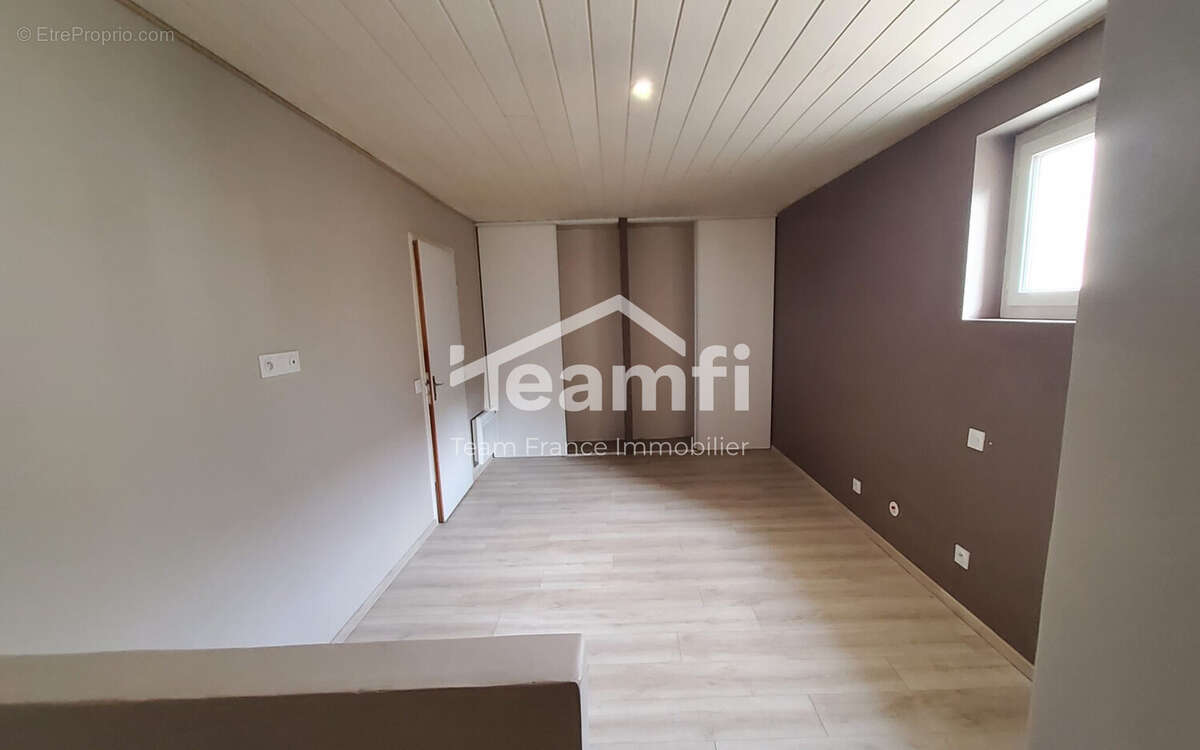 Appartement à GAGNIERES