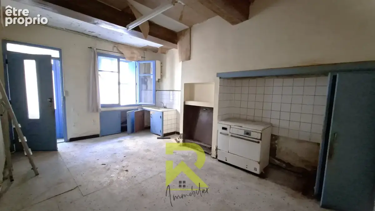 Maison de village à rénover de 58 m2 plus les combles de 34 m2  Gruissan (Centre historique) - photo 7