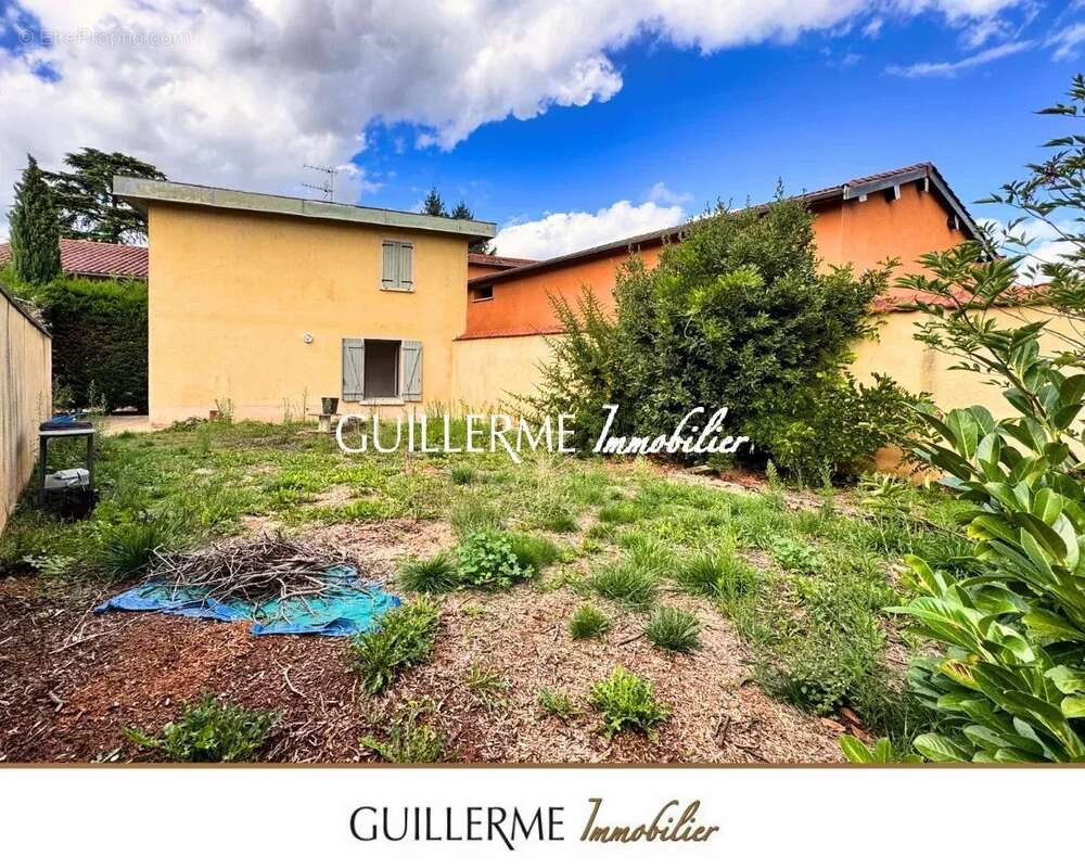 Appartement à CRAPONNE