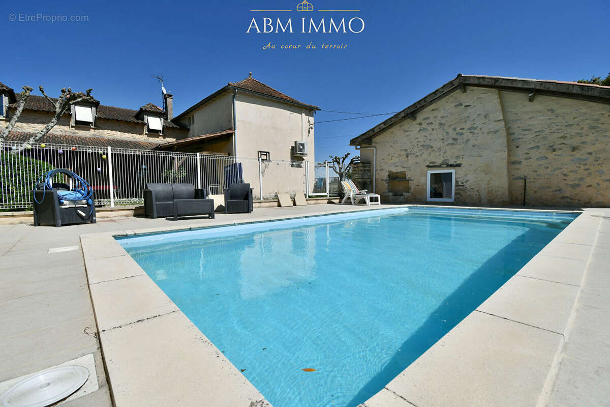 Maison à SAINT-MEARD-DE-GURCON