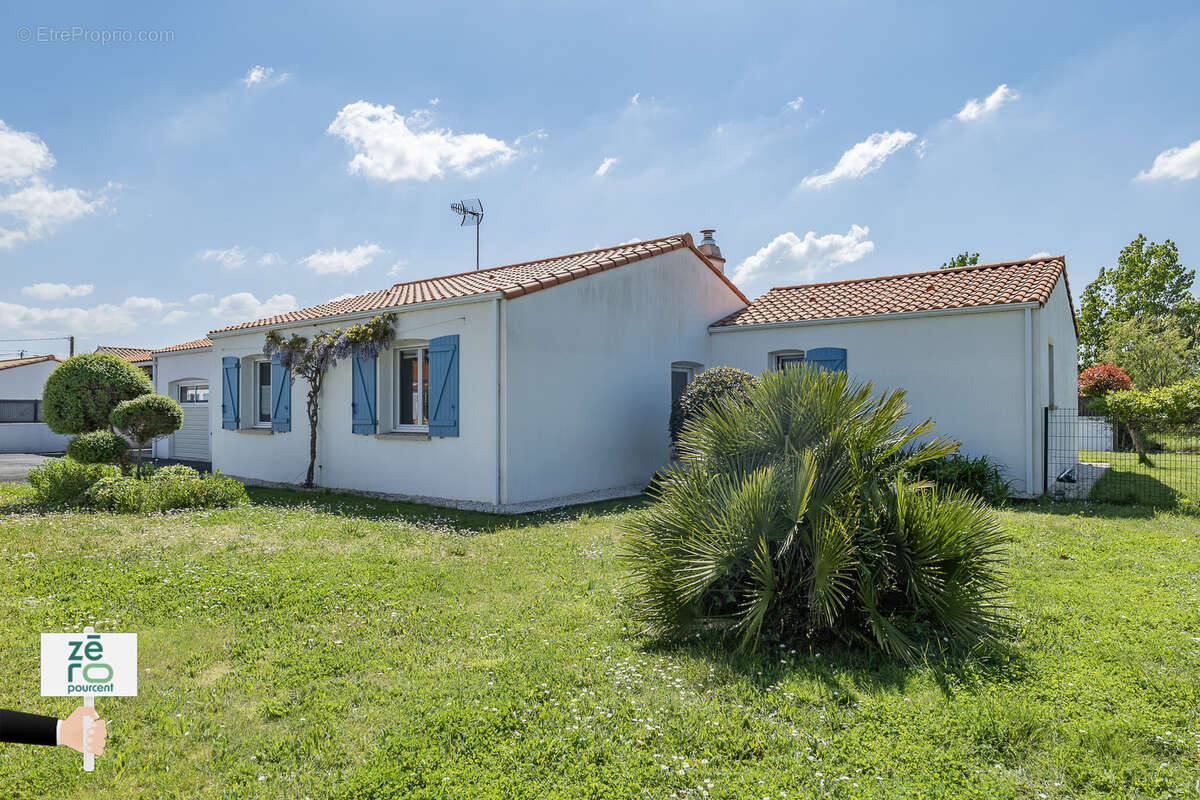 Maison à LE PERRIER