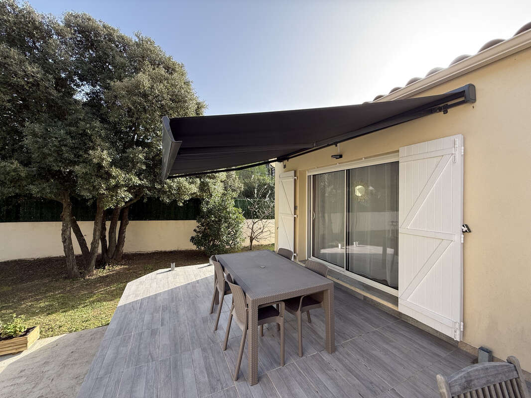 VILLA plain pied  T4 + T2 et annexe à 10 min de CALVI - photo 17
