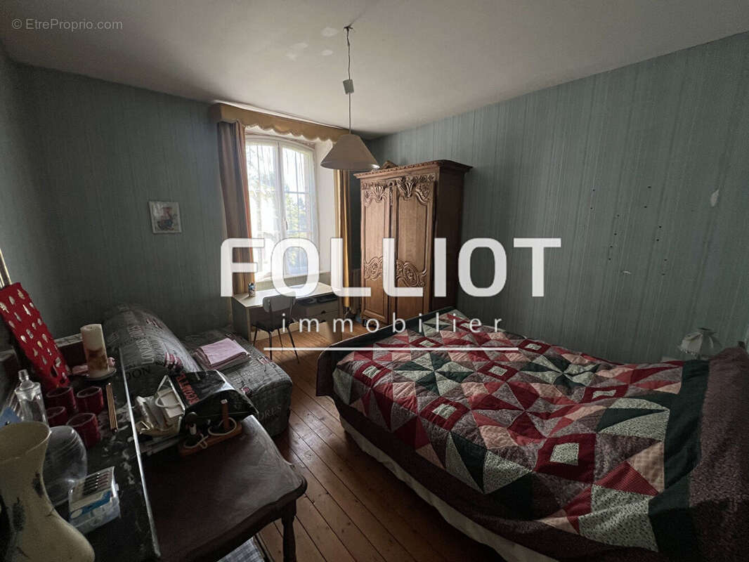 Maison à SAINT-JEAN-DE-SAVIGNY