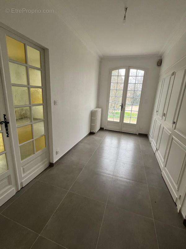 Maison à SAINT-SULPICE-ET-CAMEYRAC