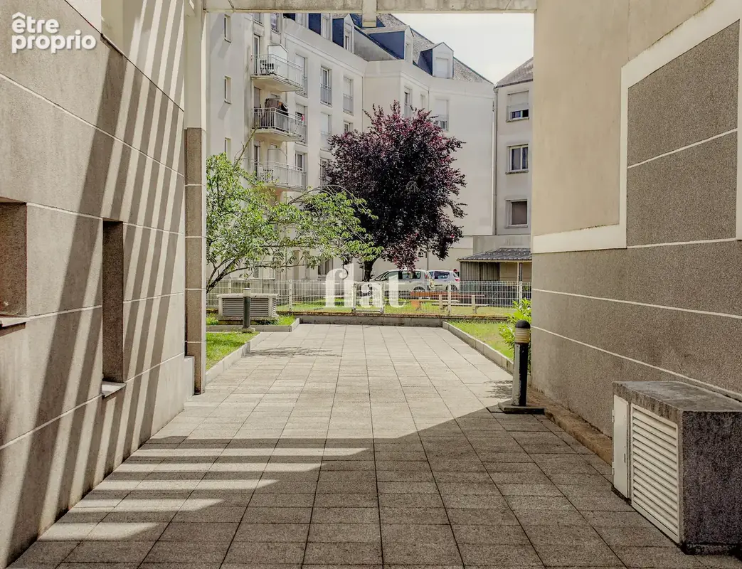 Appartement T2 en duplex  53 quai MAGELLAN 44200 NANTES - Quartier CHU/ GARE SUD - 51,02m2 carrez. 57,2 m2 au - photo 1