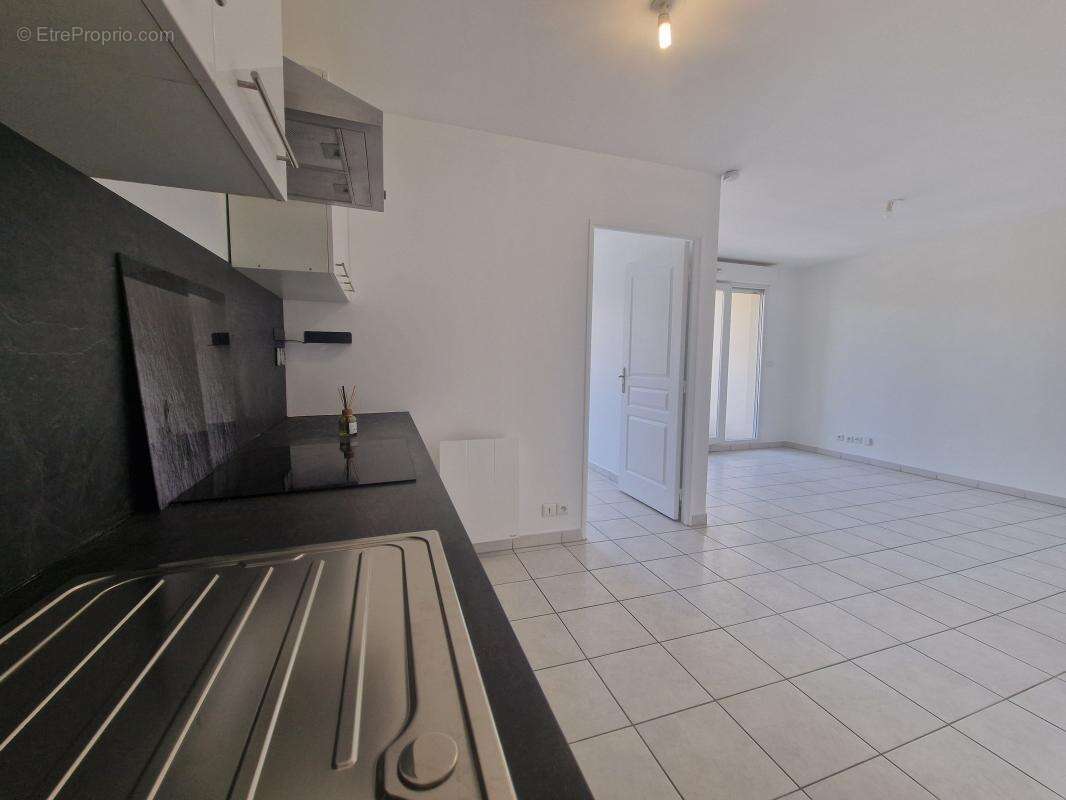Appartement à VAIRES-SUR-MARNE
