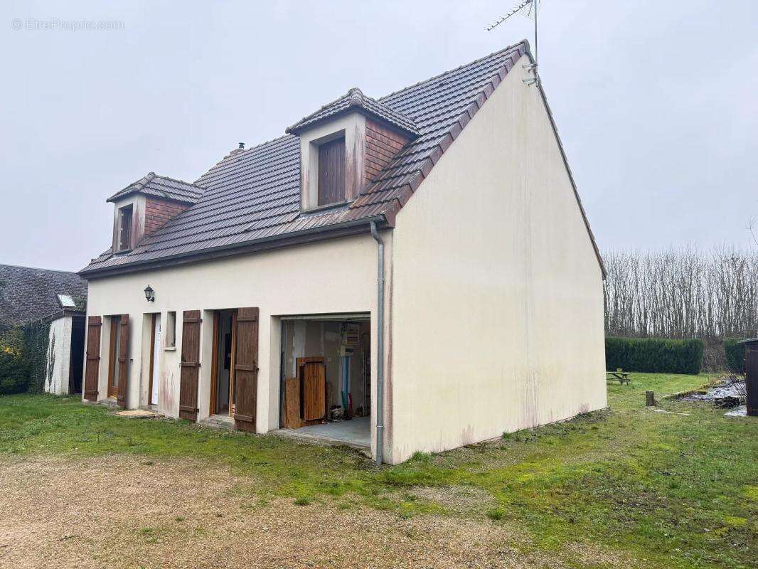 Maison à ARDELLES