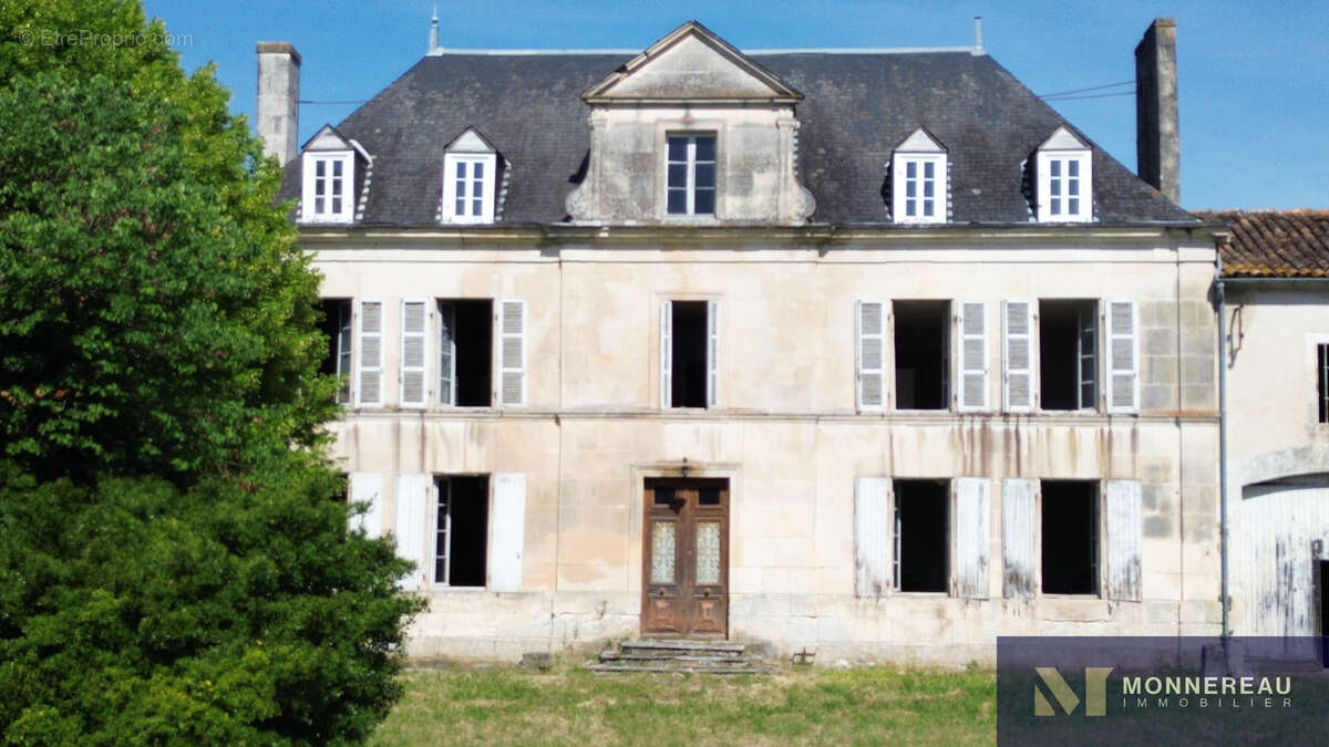 Maison de maitre a rehabiliter - photo 19