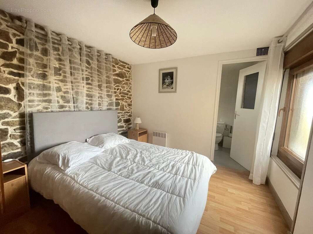 Maison à LA VICOMTE-SUR-RANCE