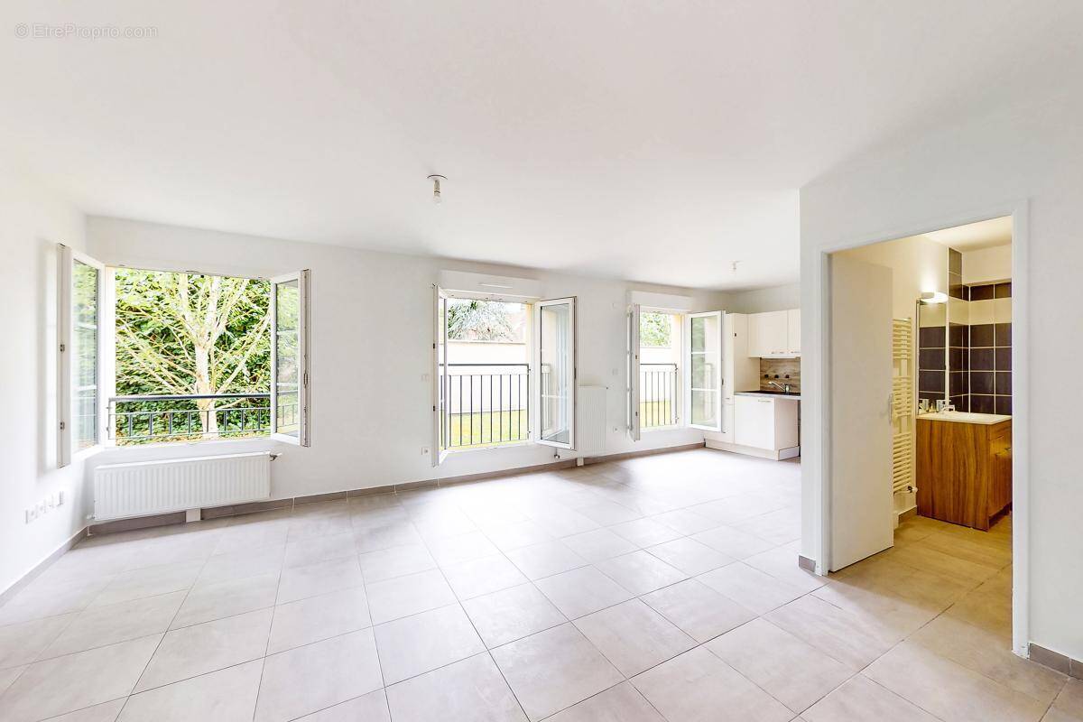 Appartement à SAINT-OUEN-L'AUMONE