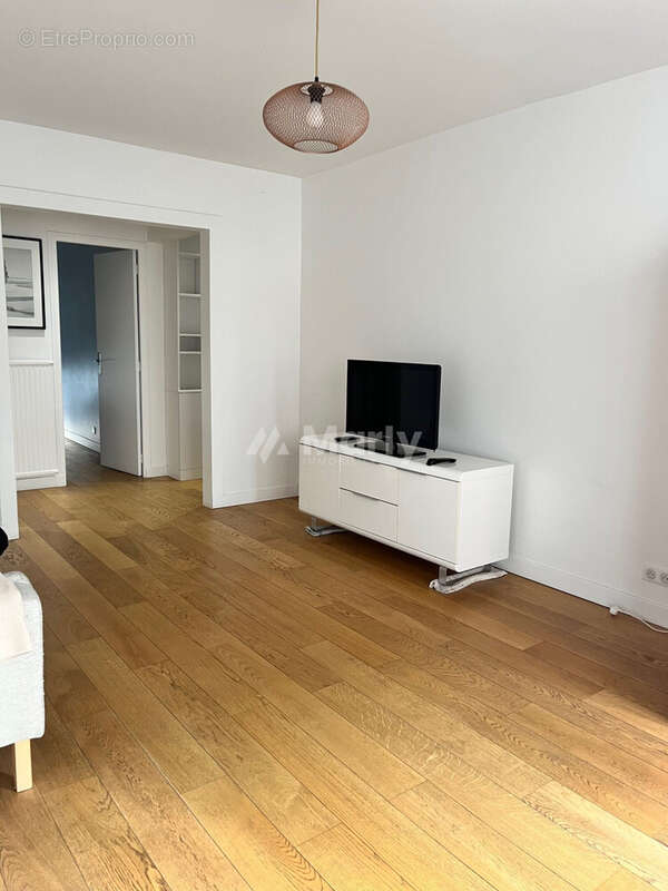 Salon - Appartement à BOULOGNE-BILLANCOURT