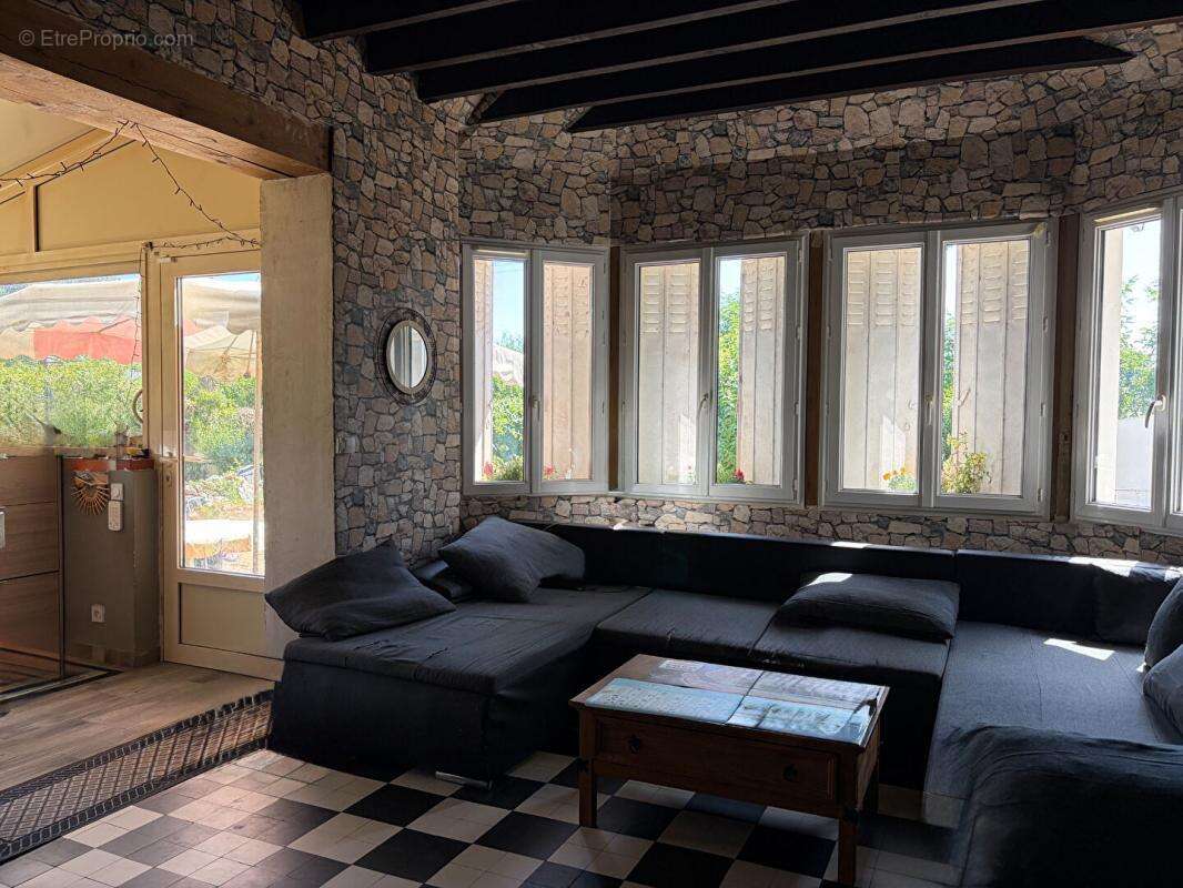 Argent-sur-Sauldre -- Maison de Charme 5 Pièces à 100m de l'Étang du Puits ! - photo 5