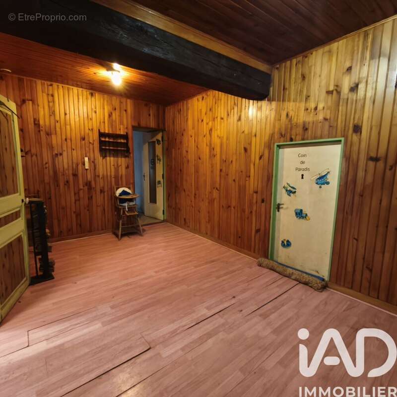 Photo 5 - Maison à CHATEL-GERARD