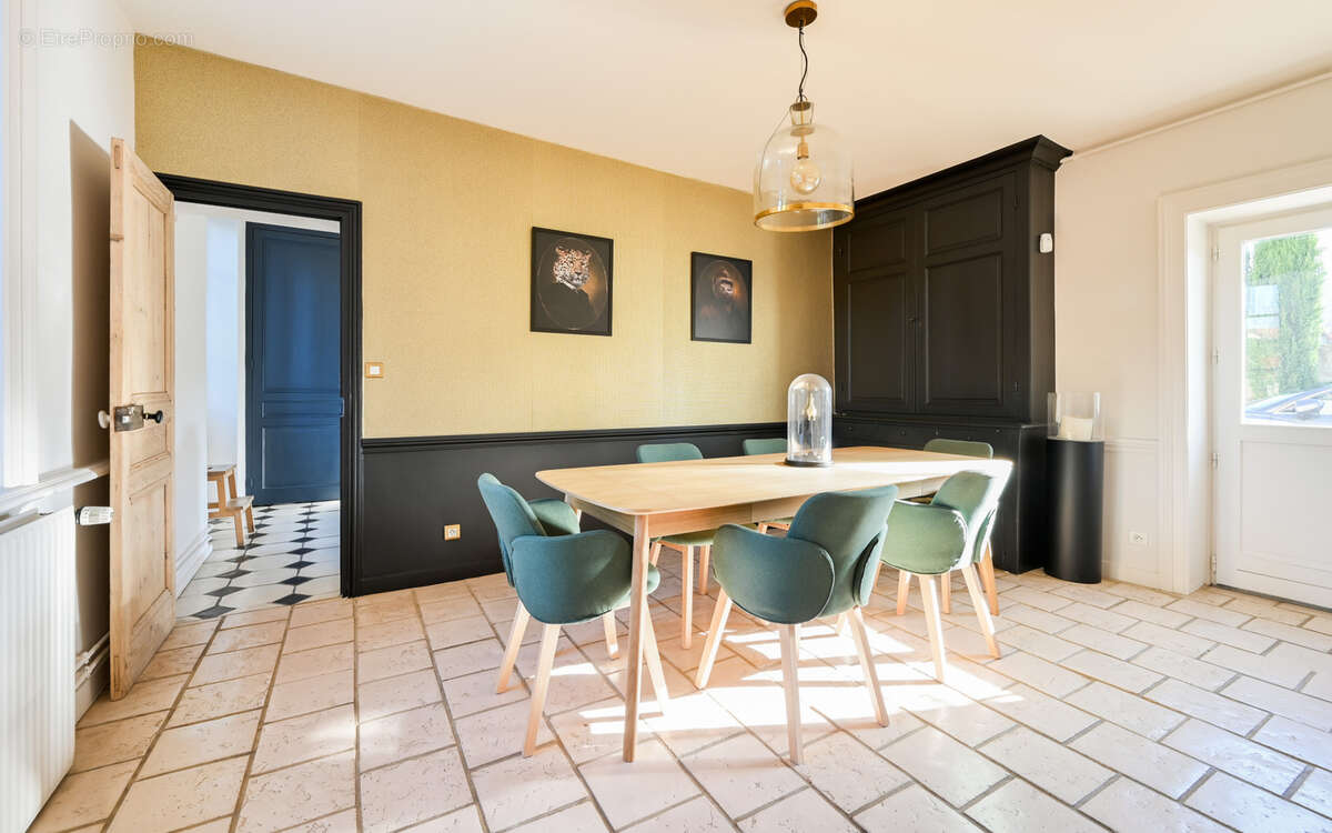 Maison à CHAPONOST