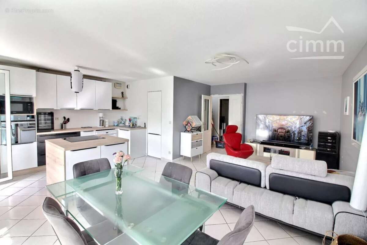 Appartement T4 avec terrasse à Echirolles - photo 2