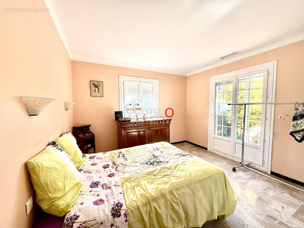 Maison à SAINT-CYPRIEN