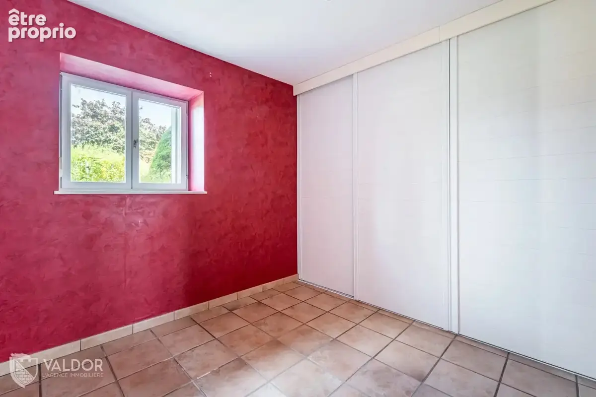 Grande maison de village avec jardin et 4 chambres - photo 9
