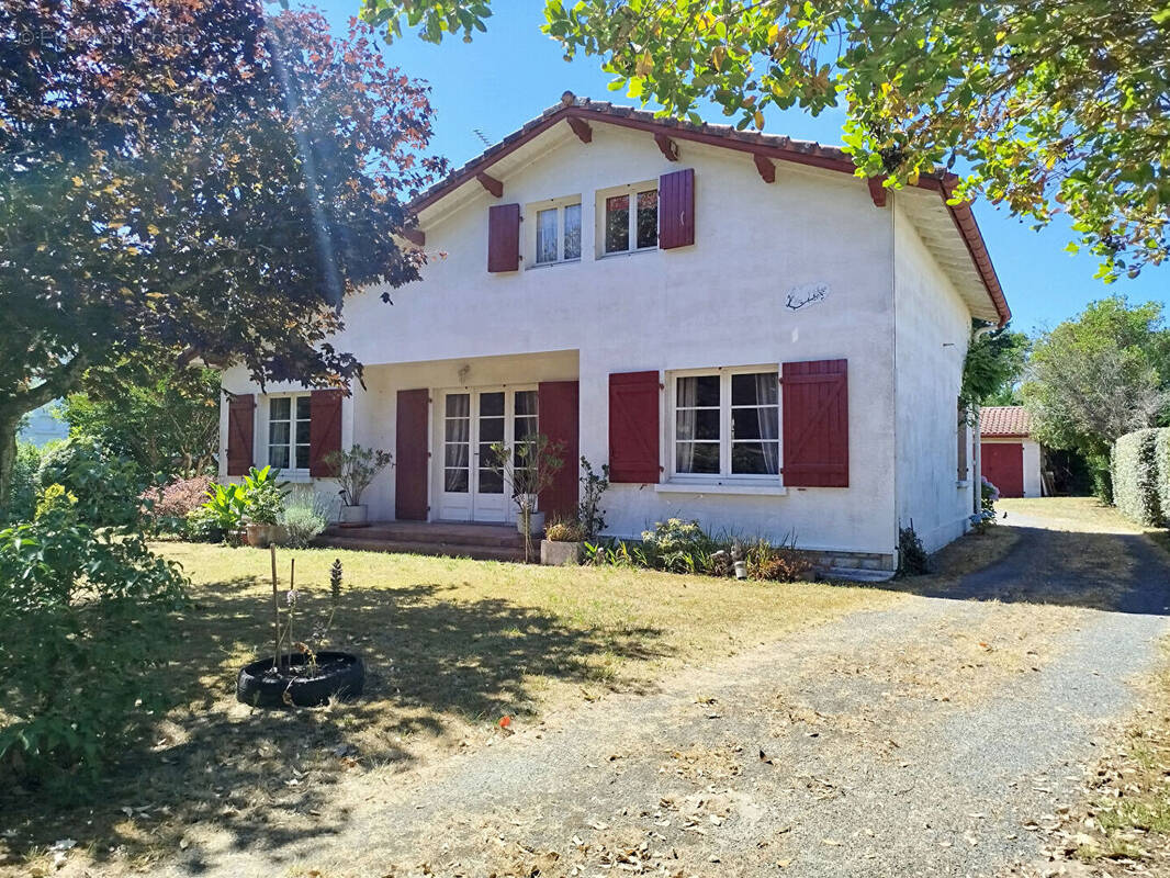 Maison à VIELLE-SAINT-GIRONS
