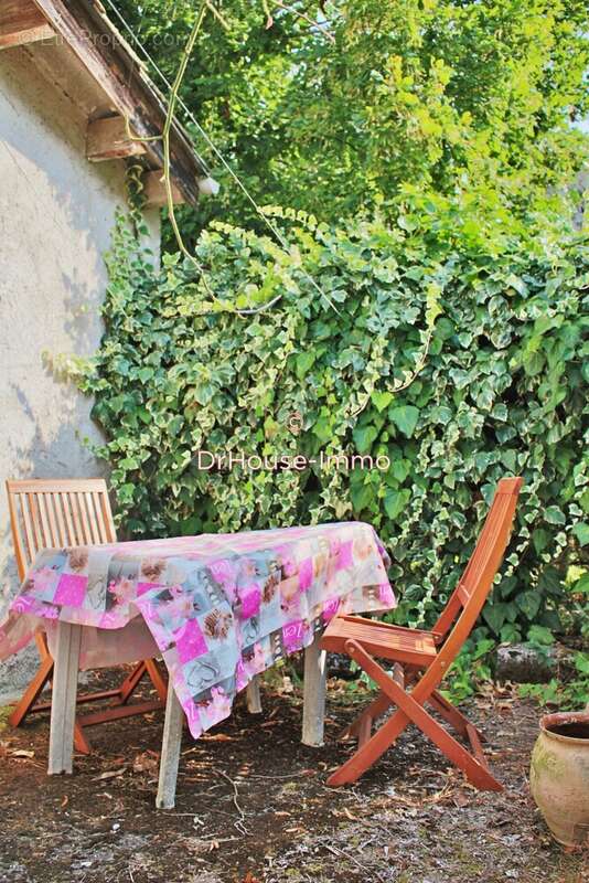 Maison à CASTELSAGRAT