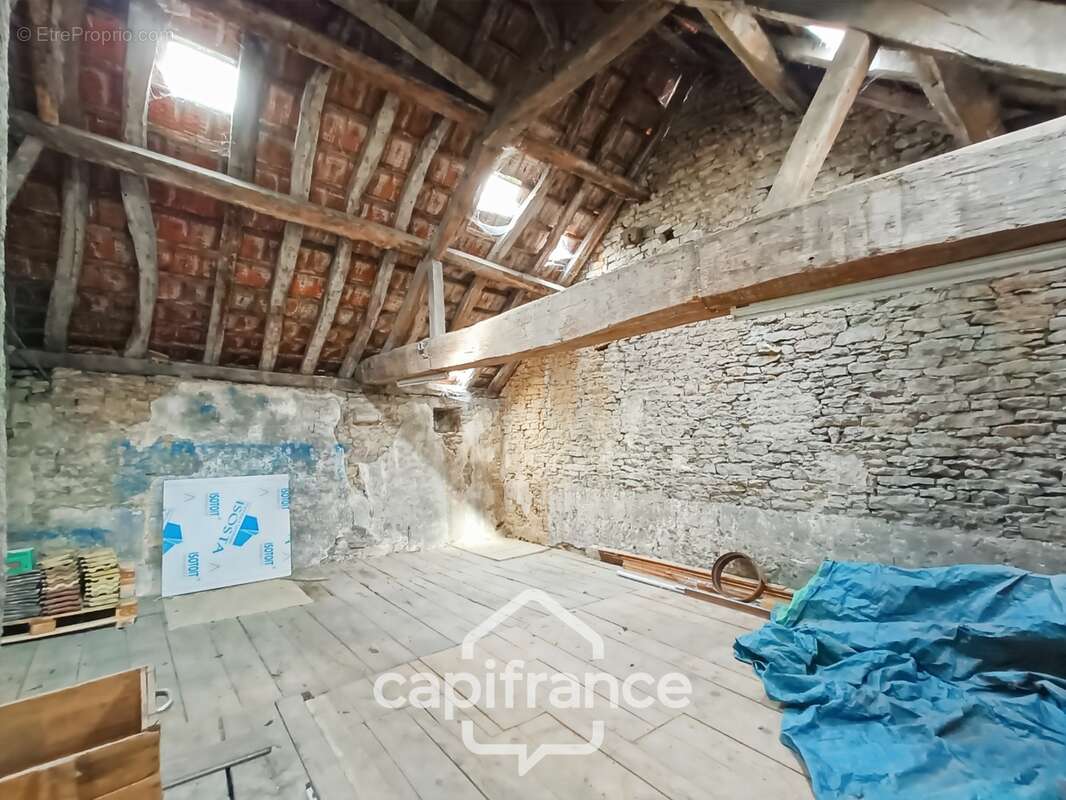 Immeuble à fort potentiel – Création de plusieurs appartements – Idéal investisseur - photo 4