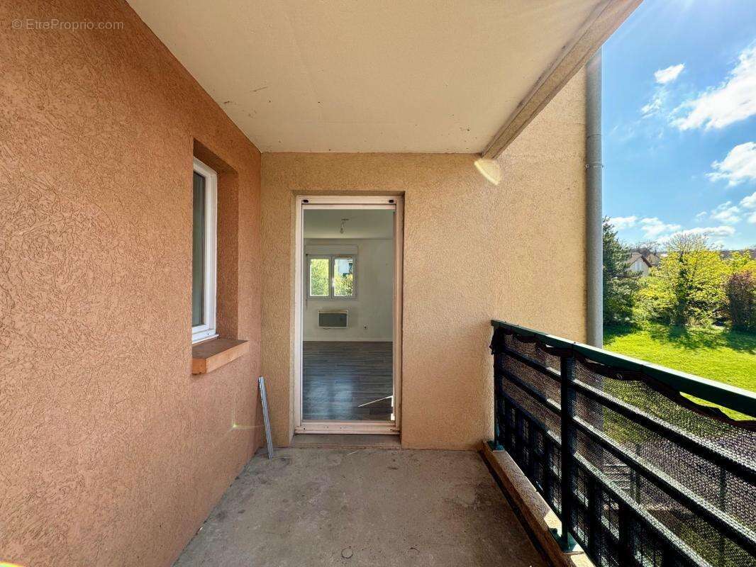 Appartement à VILLEFONTAINE