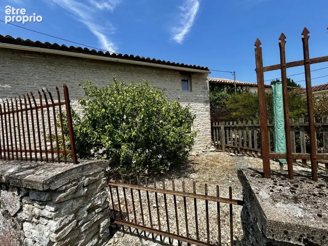 Charmante maison en pierre 126m2, 3 chambres avec jardin - photo 12