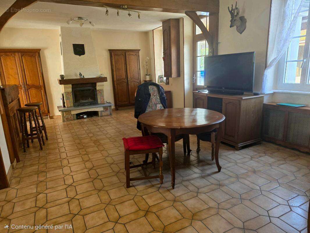 Maison à SAINT-POURCAIN-SUR-SIOULE