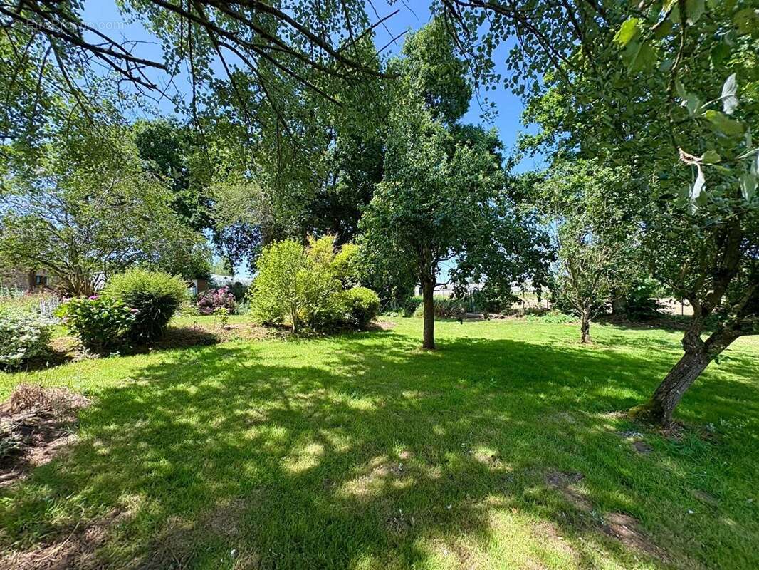 Maison à CHATELAUDREN