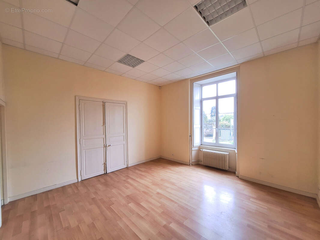 Appartement à SEGRE