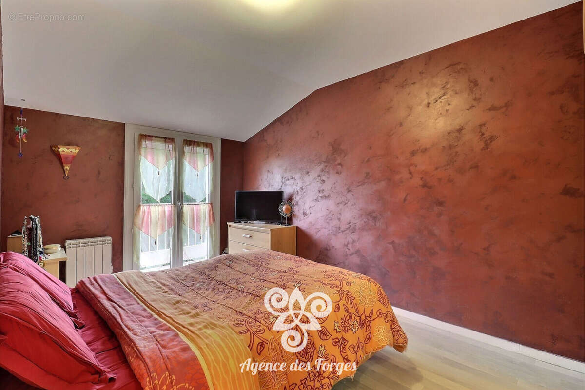 Maison à MONTREVAULT