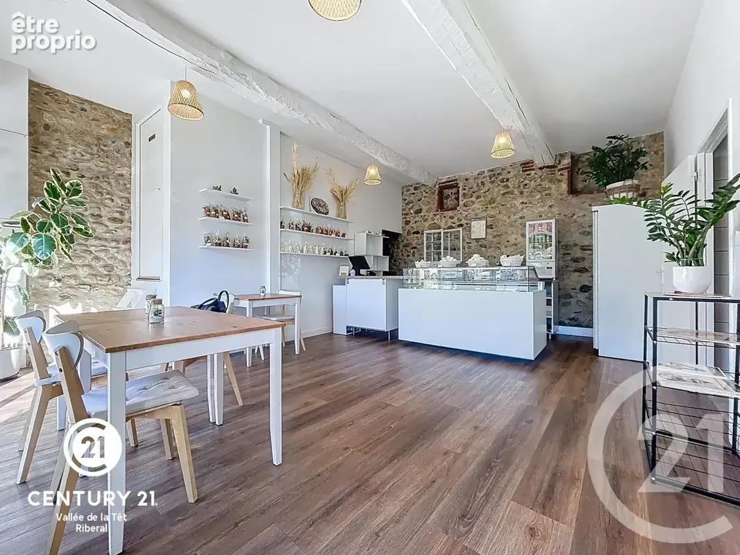 Maison 6 pièces 185 m² à vendre à Le Soler (66270) - photo 2