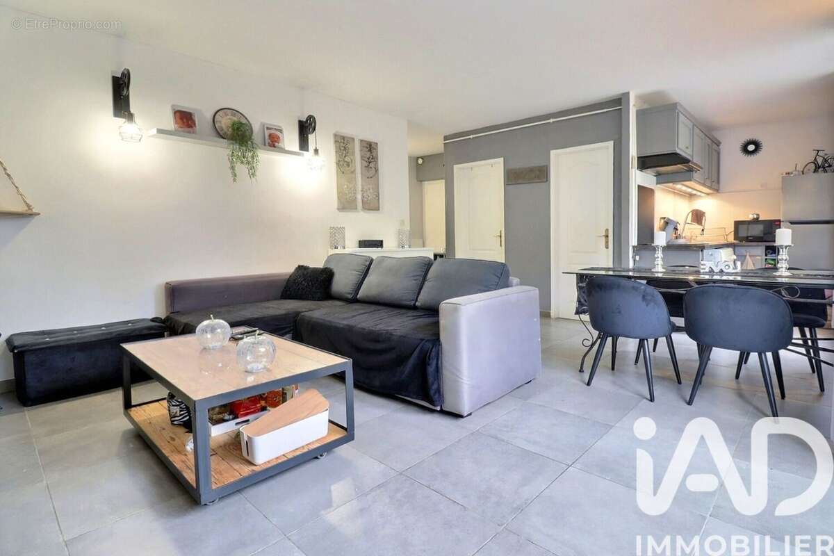 Photo 3 - Appartement à MARSEILLE-13E