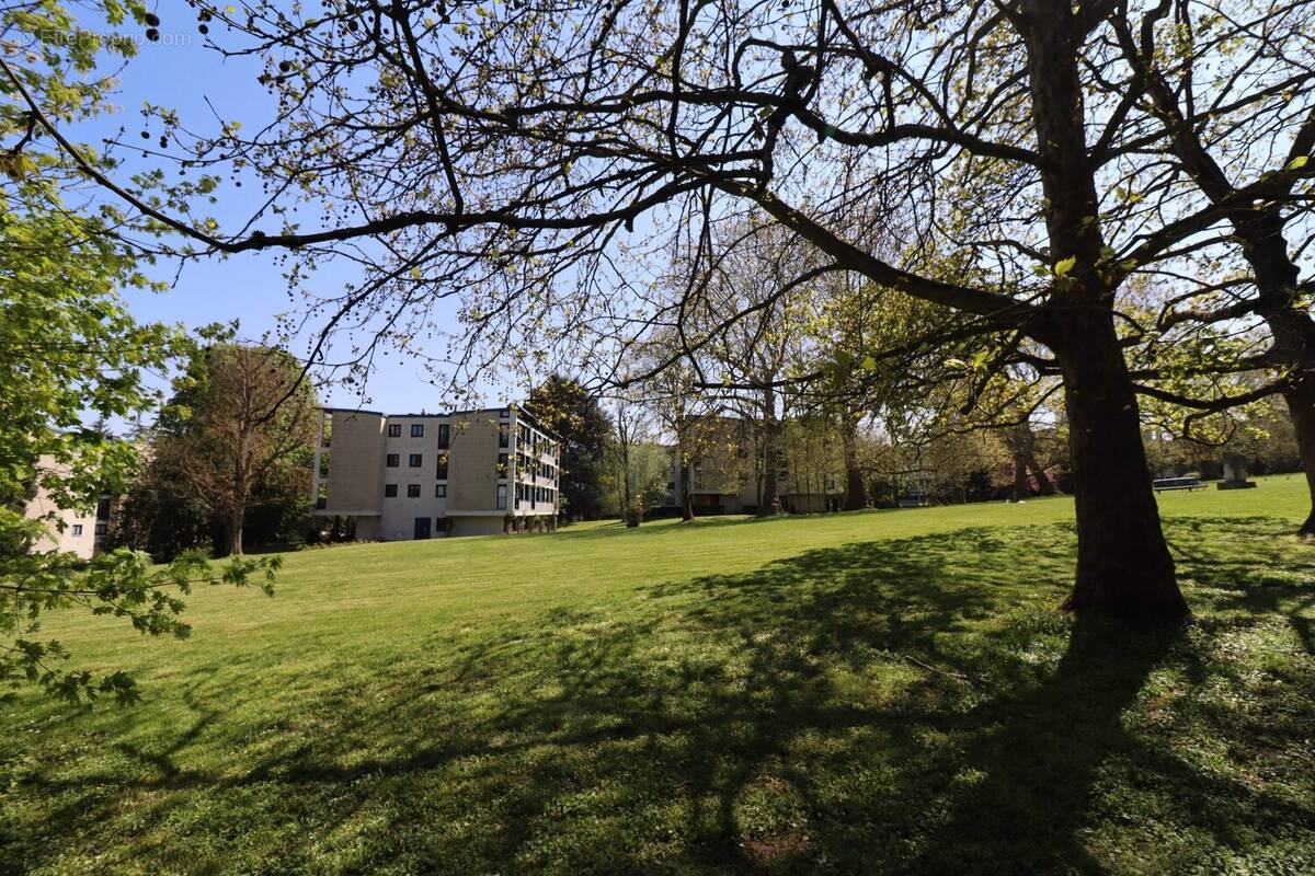 Appartement à LOUVECIENNES
