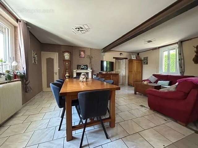 Maison à LOSNE